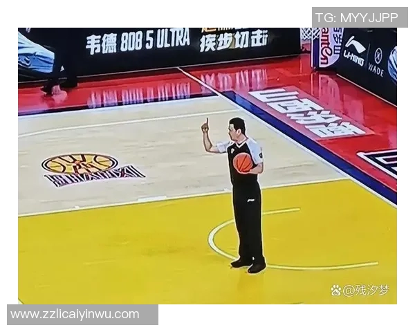 CBA辽宁对新疆比赛中的争议判罚引发热议球迷反应强烈 CBA辽宁对新疆比赛中的争议判罚引发热议球迷反应强烈